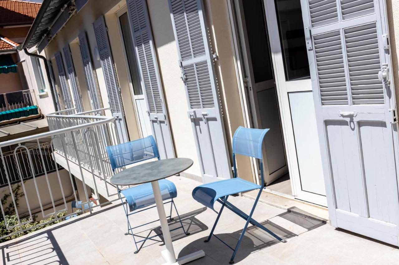 Appartements French Riviera Confidential Centre Ville Juan Les Pins Proche Des Plages エクステリア 写真