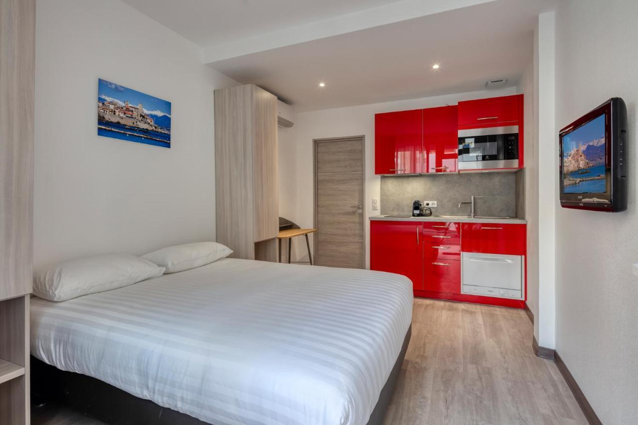 Appartements French Riviera Confidential Centre Ville Juan Les Pins Proche Des Plages エクステリア 写真