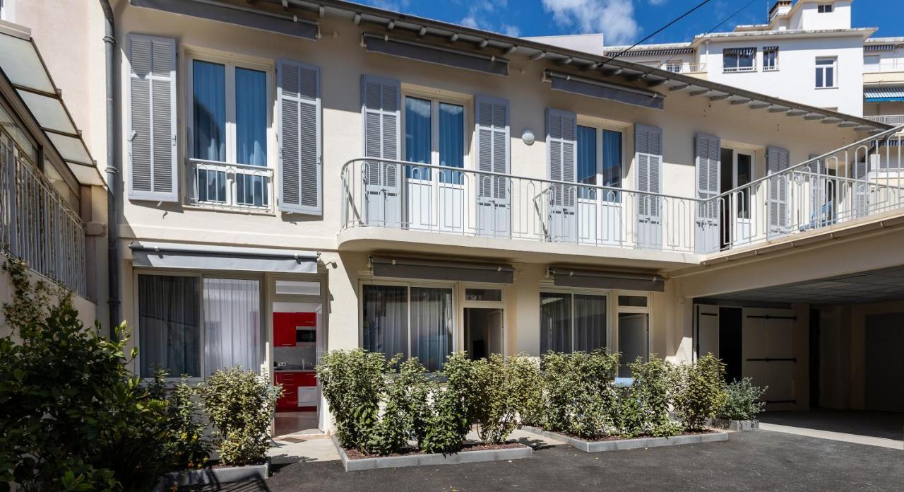 Appartements French Riviera Confidential Centre Ville Juan Les Pins Proche Des Plages エクステリア 写真