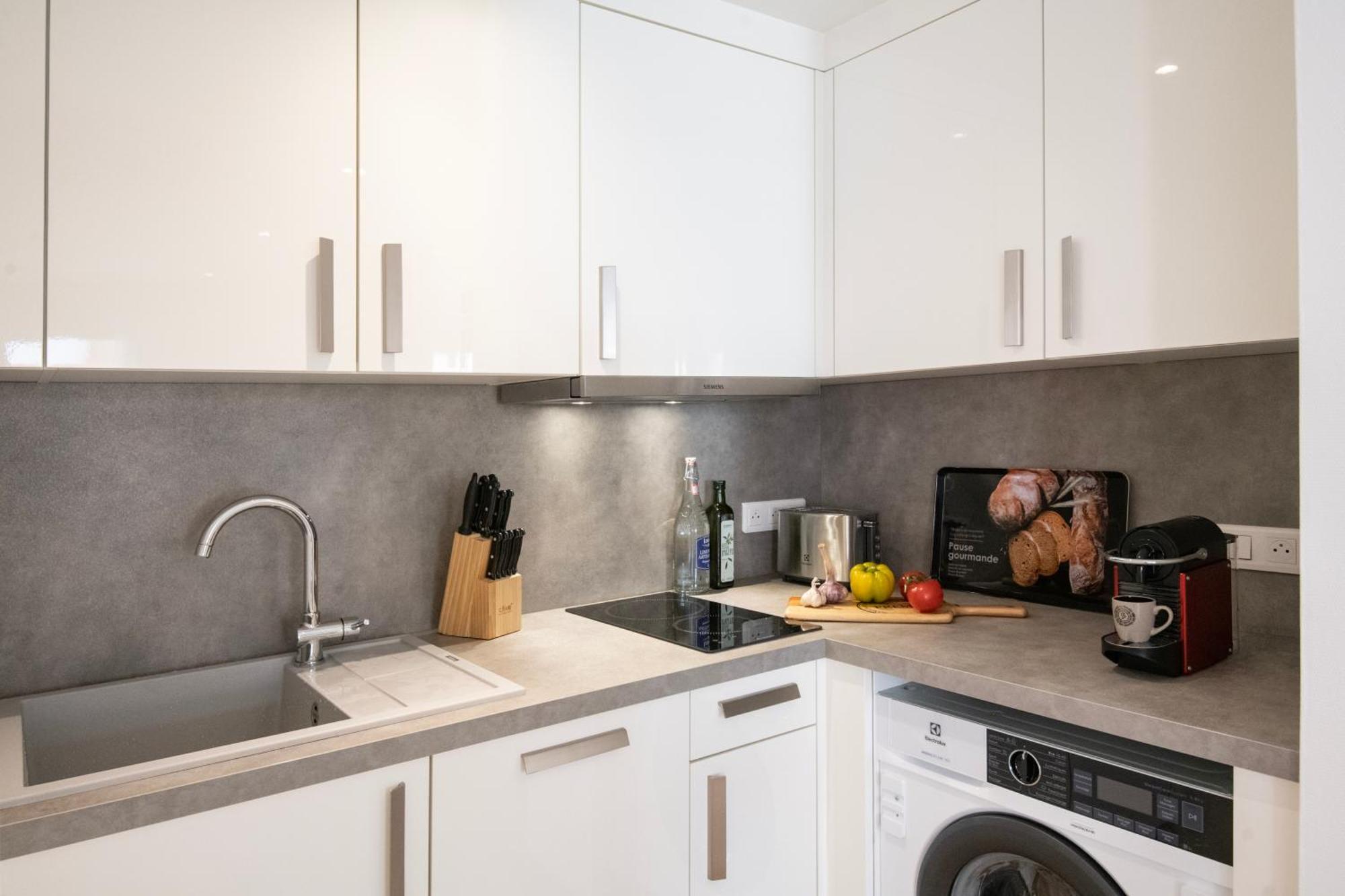 Appartements French Riviera Confidential Centre Ville Juan Les Pins Proche Des Plages 部屋 写真